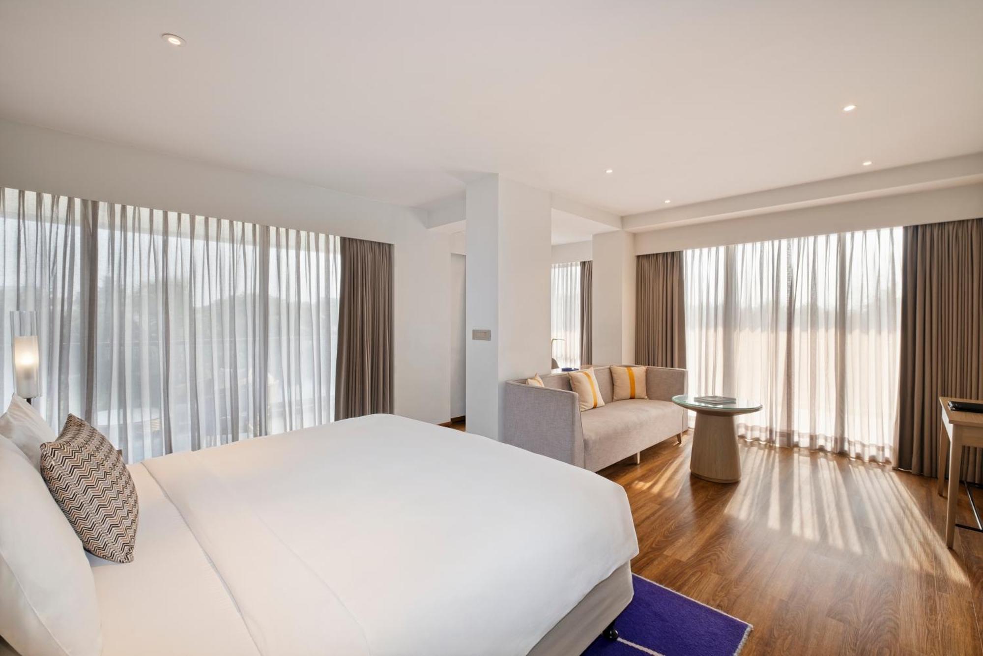 Vivanta Goa, Miramar Panaji Dış mekan fotoğraf