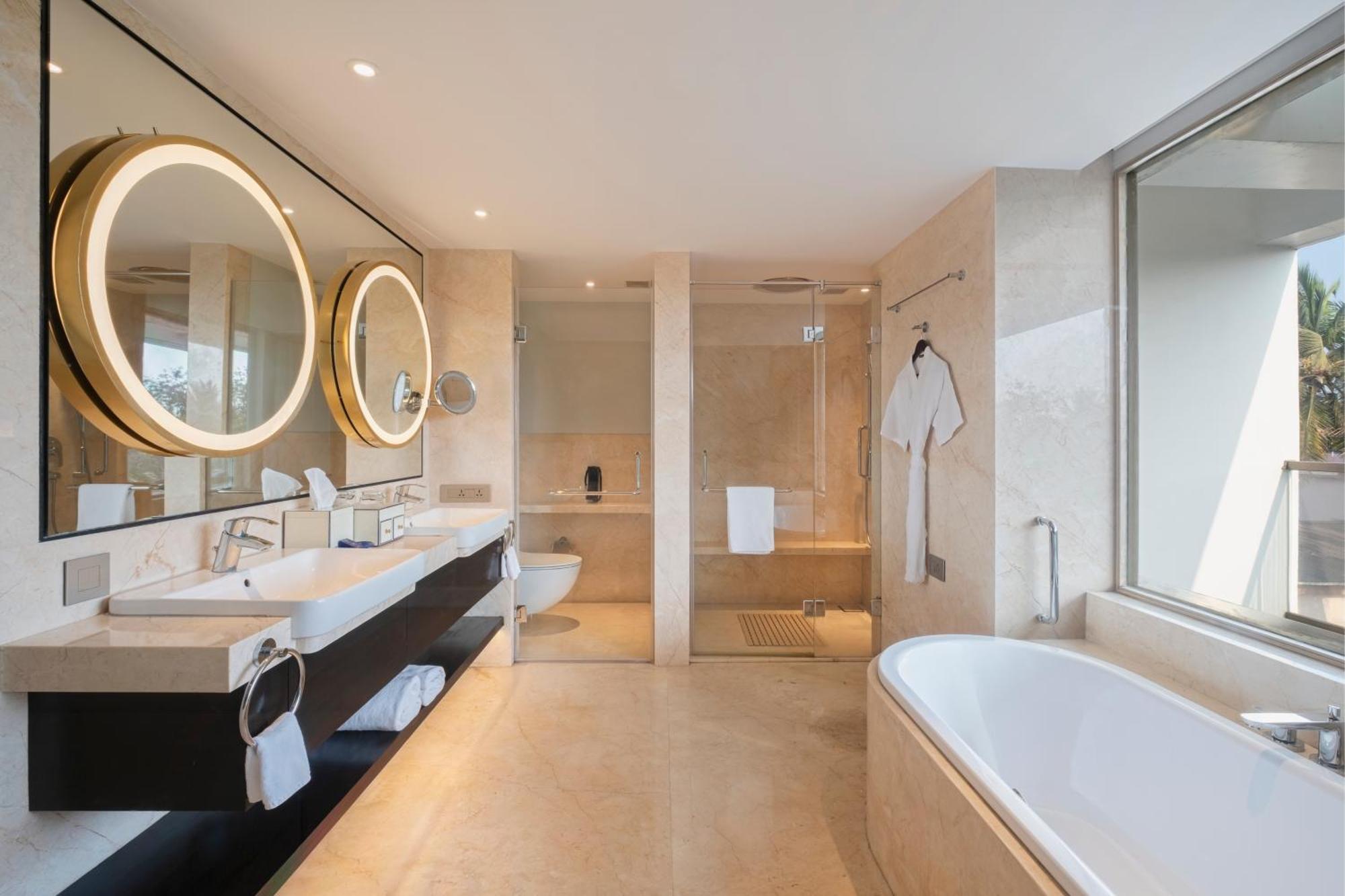 Vivanta Goa, Miramar Panaji Dış mekan fotoğraf