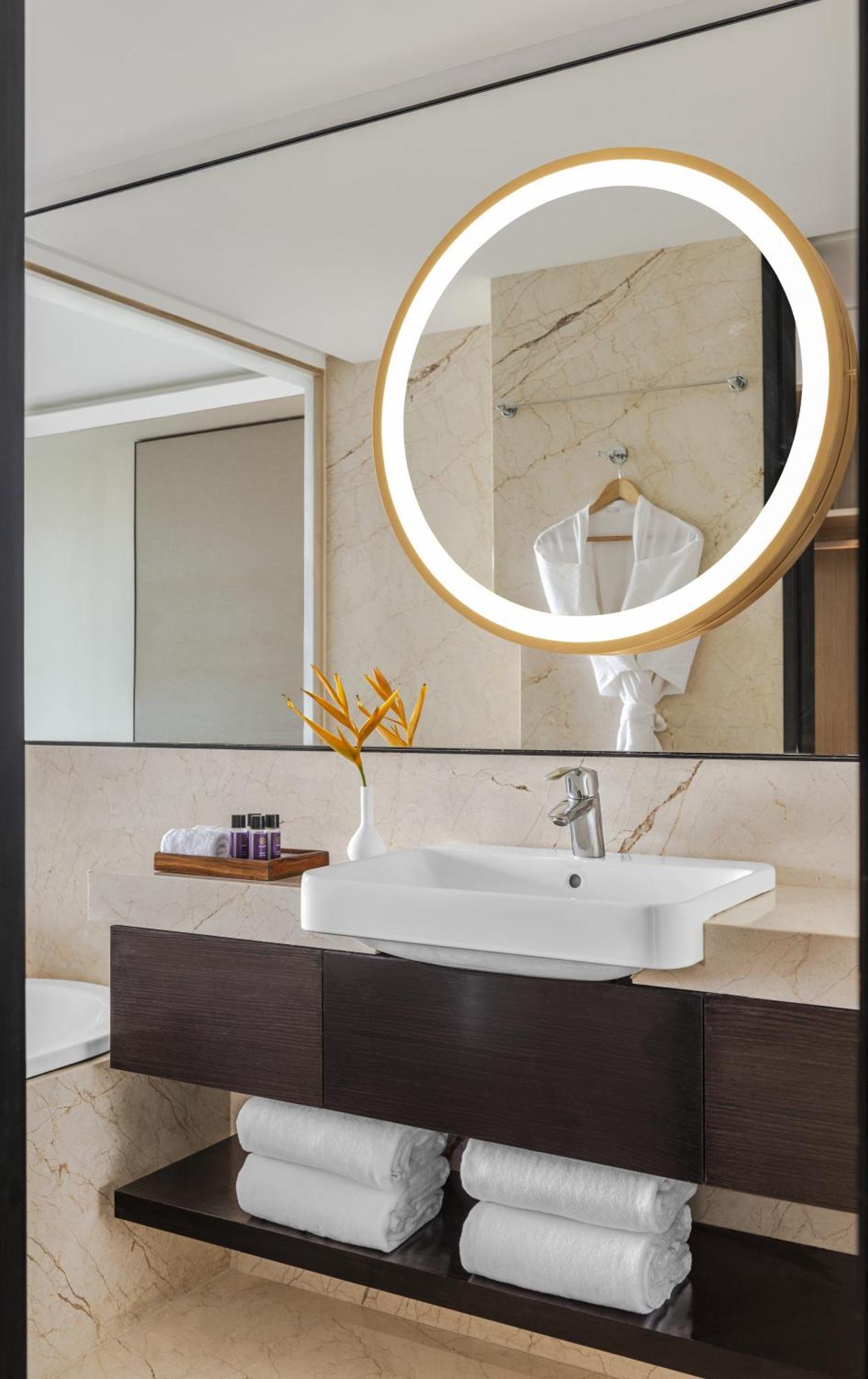 Vivanta Goa, Miramar Panaji Dış mekan fotoğraf